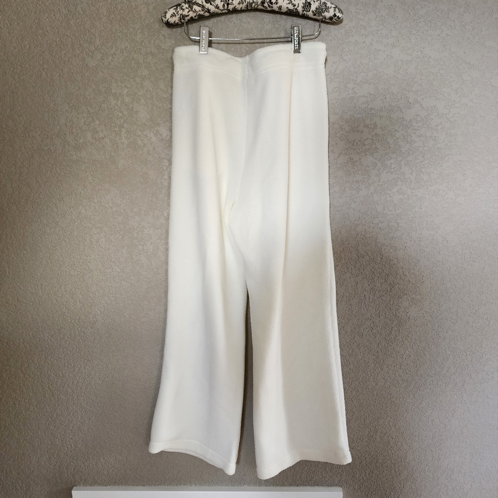 Nike Wide Leg Sweatpants in White - Picture 4 of 6